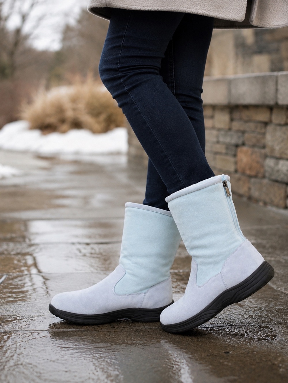 ROCKPORT Women’s Light Blue Suede Fleece Back Zip Mid Calf Winter Boots 9.5